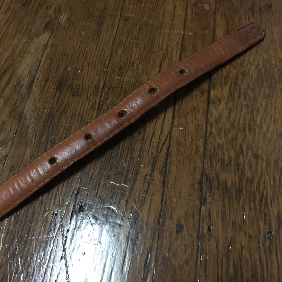 Coach Leather Belt. Made of cowhide and brass - Picture 13 of 16